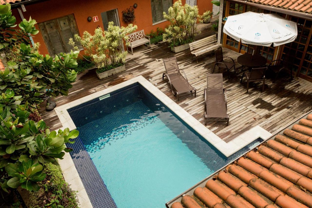 Camburi Inn