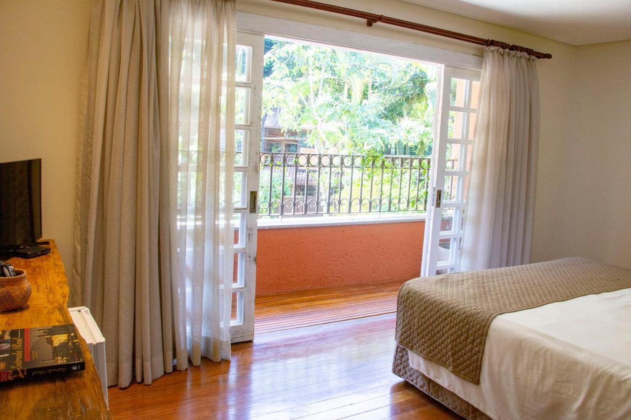 Camburi Inn